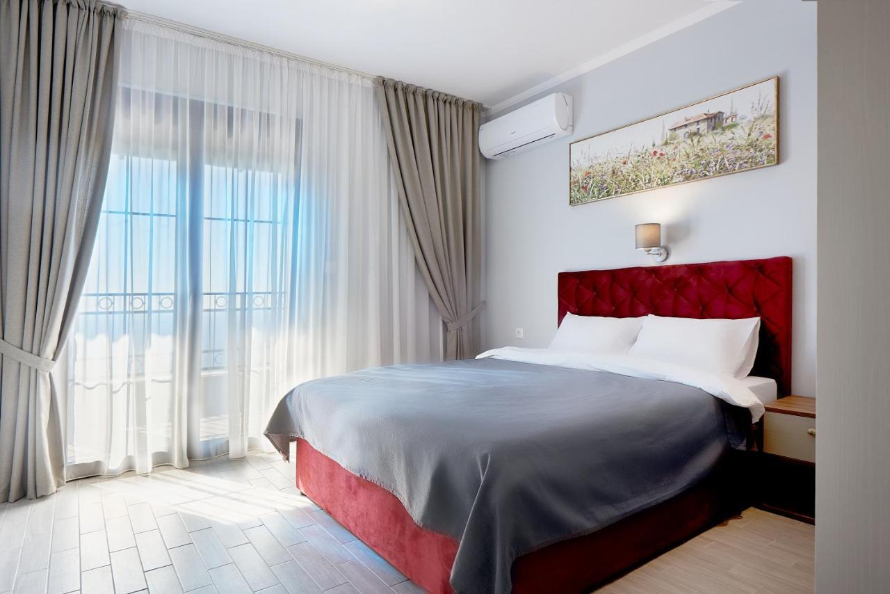 Sunbreeze Delux Vilas Budva Luaran gambar