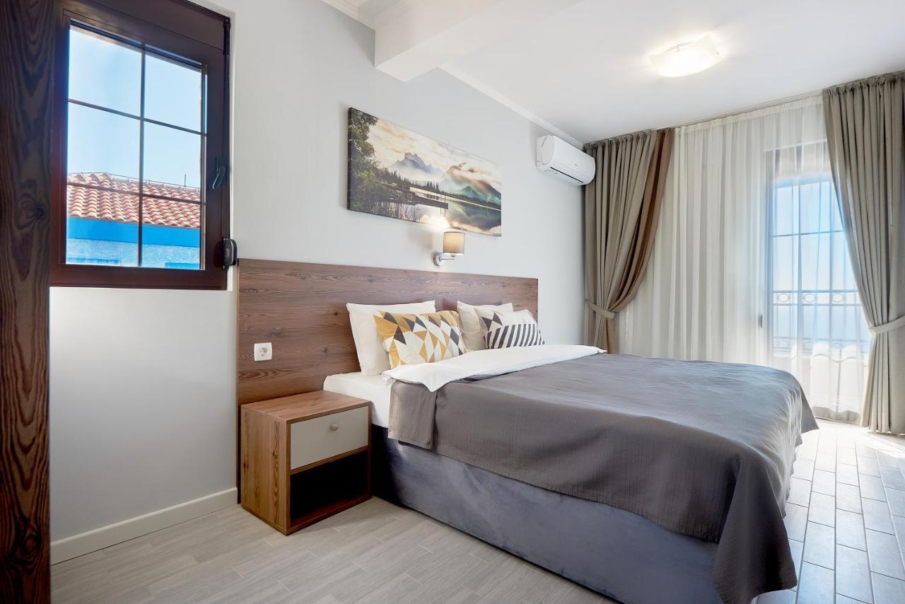 Sunbreeze Delux Vilas Budva Luaran gambar