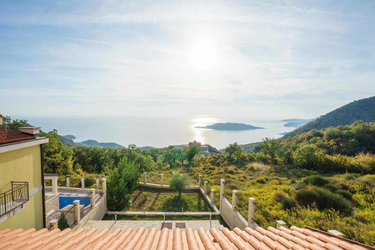 Sunbreeze Delux Vilas Budva Luaran gambar